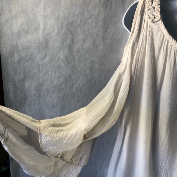 Le Marias gypsy split shoulder blouse size medium made in Italy - Picture 6 of 8